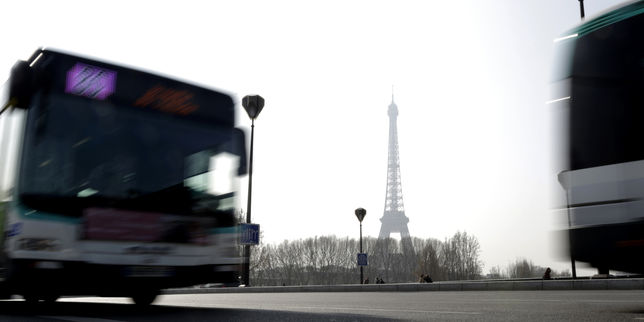 100 % des habitants proches des transports en commun à Paris' mais pas en banlieue