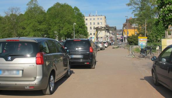 À Lille le parking de l'Esplanade saturé , des automobilistes pris au piège