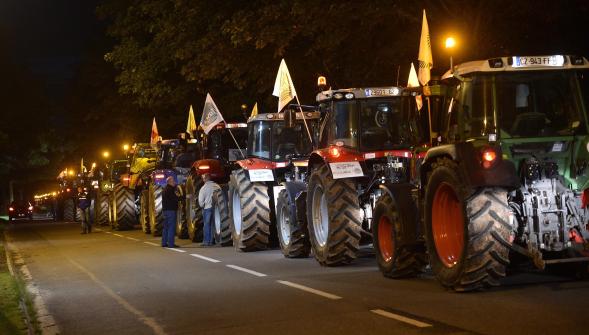 Agriculteurs en colère , plusieurs rassemblements ce soir devant les sous-préfectures du Pas-de-Calais