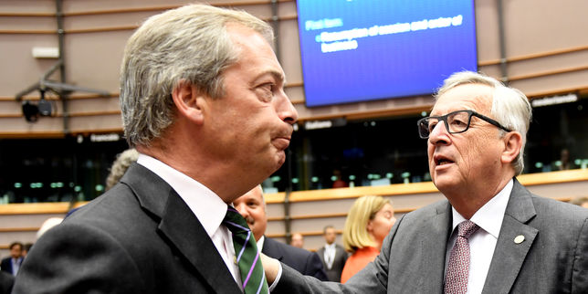 Au Parlement européen Jean-Claude Juncker à Nigel Farage ,  Je suis surpris de vous voir ici 