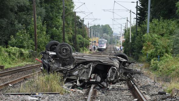 Bergues, un mort dans une violente collision entre un TGV et une voiture (VIDEO)