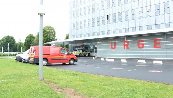 Crise aux urgences de l'hôpital de Douai , la CGT exige le départ du directeur