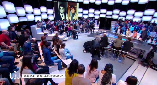 Crise d'épilepsie en direct à Canal + , On tourne les talons et on s'en va  