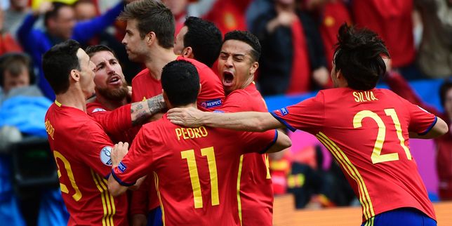 Euro 2016 en direct , l'Espagne s'impose face à la République tchèque (1-0)