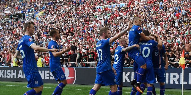 Euro 2016 , l'Islande mène face à la Hongrie (1-0)