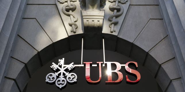 Evasion fiscale , le procès en diffamation entre UBS et son ex-responsable marketing attendra