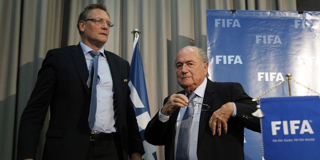 FIFA , Blatter et ses deux adjoints se sont partagés 80 millions de dollars en cinq ans