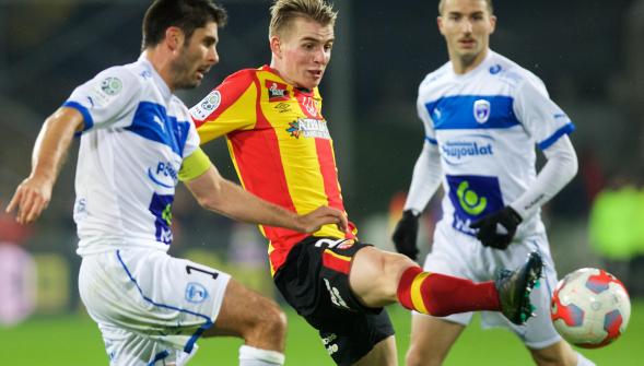 Foot-Ligue 2 , suivez Niort-Lens