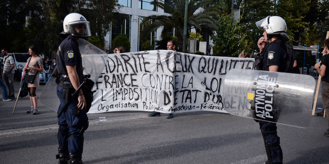 Grèce , des anarchistes revendiquent un attentat visant une procureure