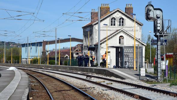Hesdigneul , un homme de 40 ans happé par un train près de Boulogne