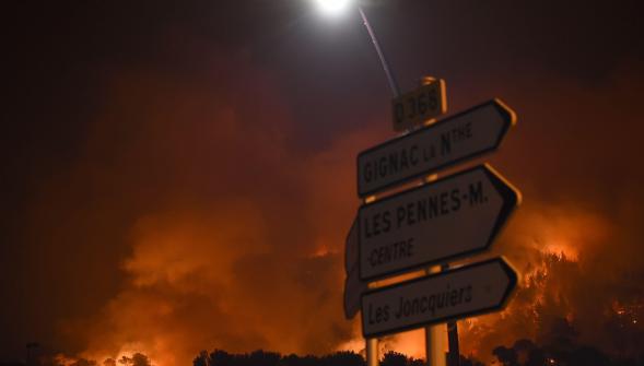 Incendies dans les Bouches-du-Rhône , une interpellation près de Vitrolles