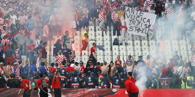 Incidents durant l'Euro , après la Croatie et la Turquie l'UEFA poursuit la Hongrie la Belgique et le Portugal