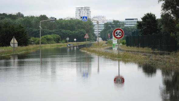 Inondations , alerte rouge levée en Normandie la plus grande prudence reste de mise