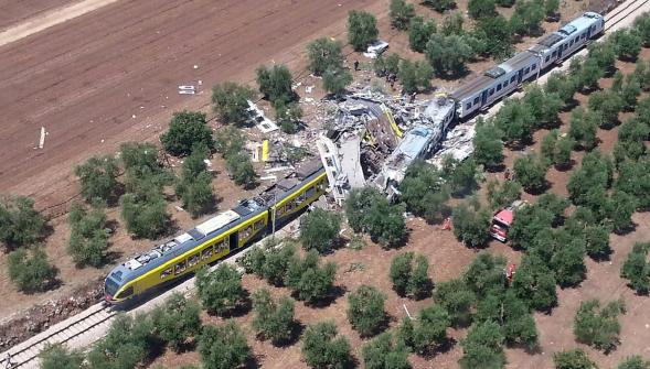Italie , 20 morts et 35 blessés dans une collision de trains (VIDÉO)