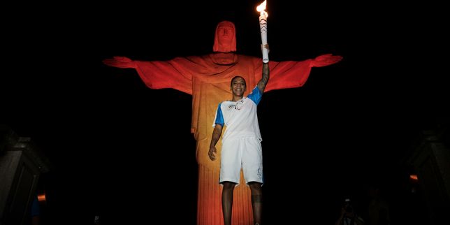 Jeux paralympiques 2016 , Rio rallume la flamme