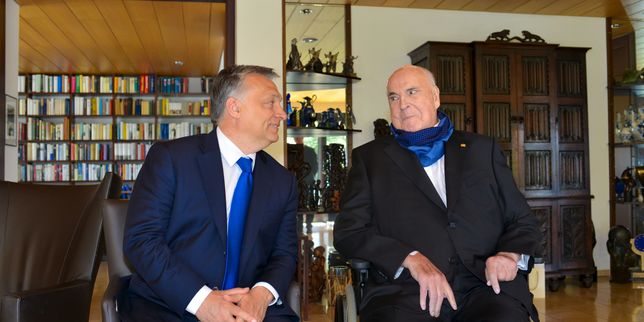 La visite  privée  mais très symbolique de Viktor Orban à Helmut Kohl