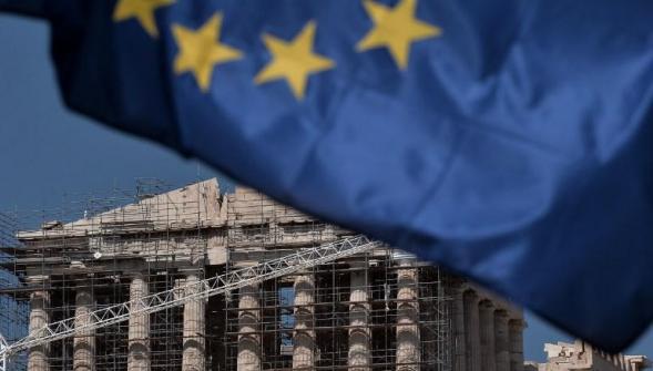 La zone euro débloque 103 milliards d'euros pour sauver la Grèce