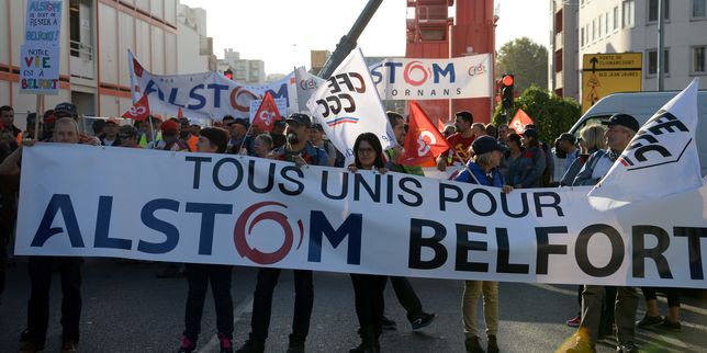 Les salariés d'Alstom Belfort manifestent à Paris