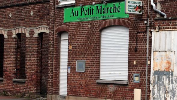 Les villages du Nord-Pas-de-Calais se battent pour conserver leurs petits commerces