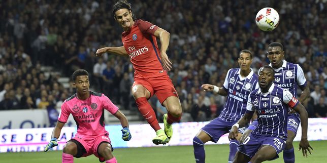 Ligue 1 , Toulouse fait chuter le PSG (2  0)