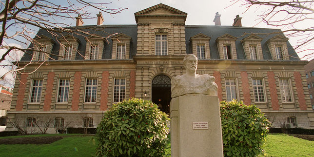 L'Institut Pasteur objet d'une enquête judiciaire sur le transport de virus