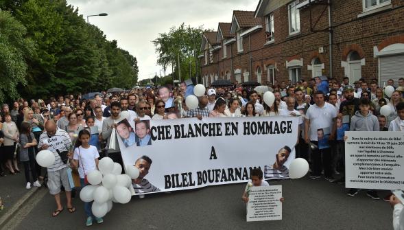 Lomme, près de deux mille personnes ont rendu un hommage émouvant à Bilel Boufarnana (VIDÉO)