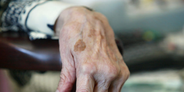 Maintien à domicile des personnes âgées , la Cour des comptes préconise des aides mieux ciblées