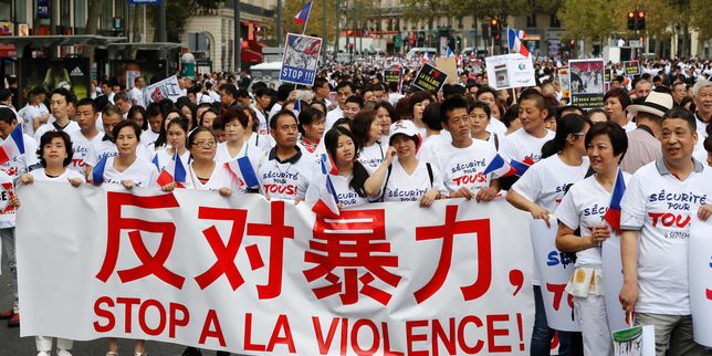 Manifestation à Paris de la communauté chinoise contre le  racisme envers les Asiatiques 