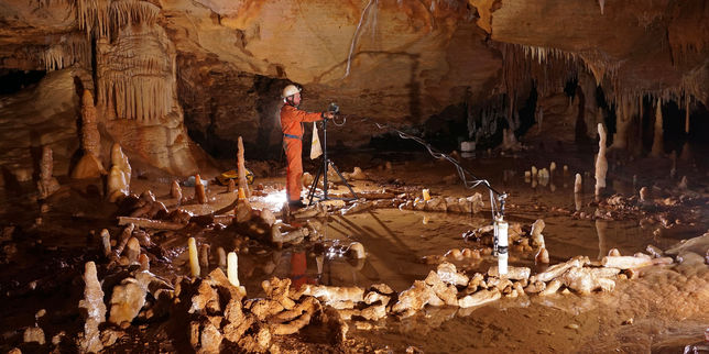Néandertal s'aventurait au fond des grottes 140 000 ans avant  Homo sapiens 