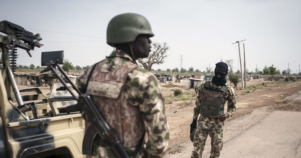 Nigeria , l'armée accusée d'avoir massacré 350 musulmans désarmés fin 2015