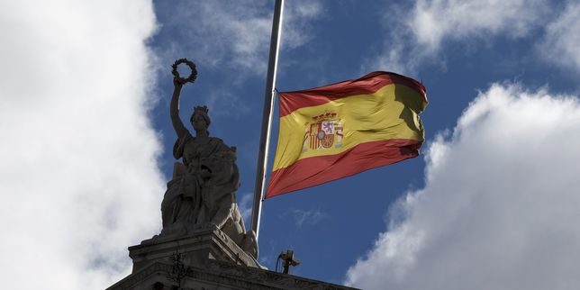 Sanctionner ou non l'Espagne et le Portugal , Bruxelles retarde l'heure du choix