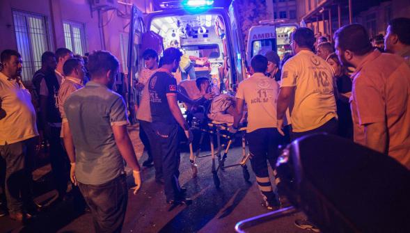Turquie, 50 morts lors d'un attentat à un mariage Erdogan soupçonne l'EI 