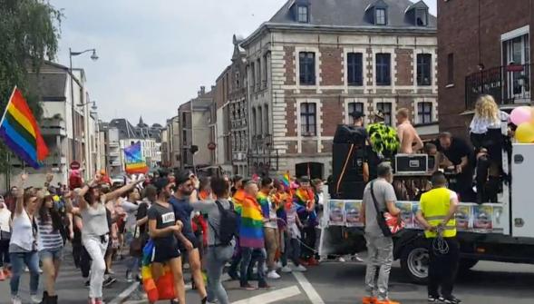 Un millier de participants à la marche de l'Arras Pride Festival (VIDÉO)