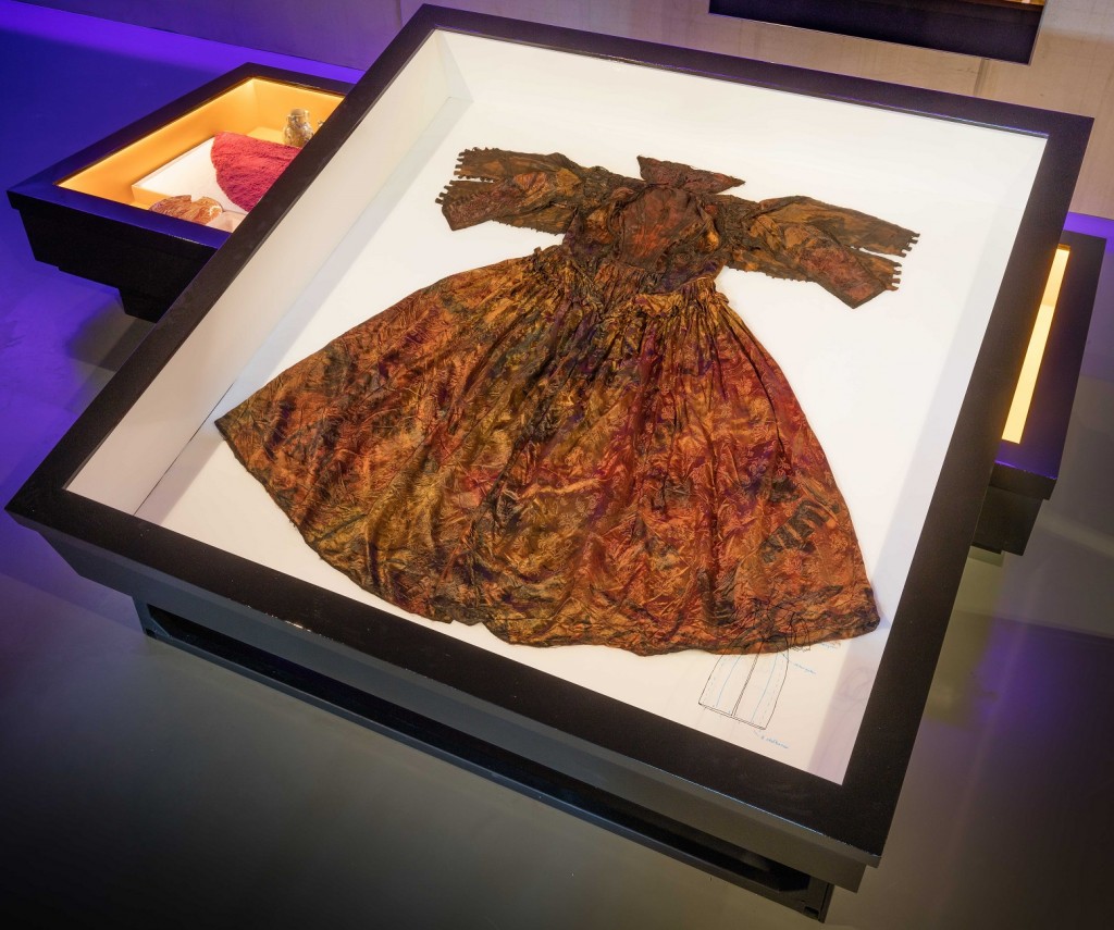 Une incroyable garde-robe conservée quatre cents ans dans la mer