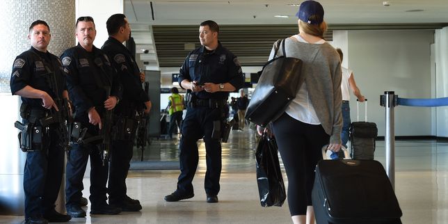 Une partie de l'aéroport de Los Angeles bouclé à la suite de fausses rumeurs de tirs