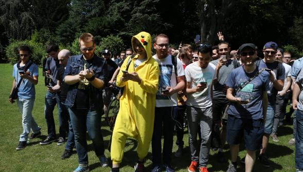 Une première chasse aux Pokémons a réuni deux cents personnes à Lille