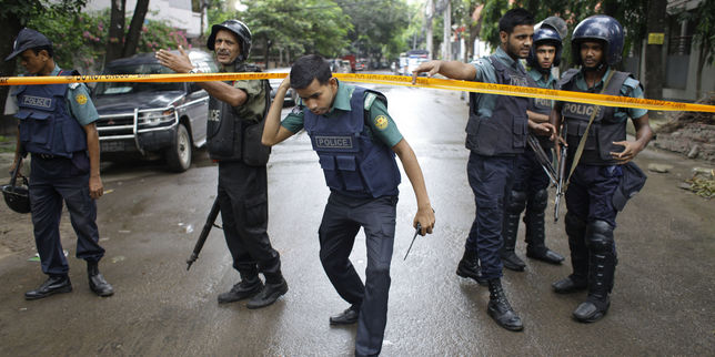 Vingt civils tués pendant une prise d'otages au Bangladesh